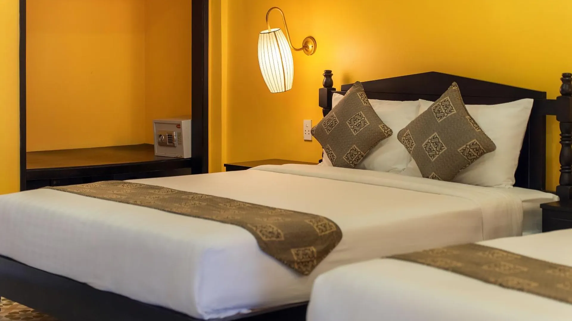 Golden Bell Homestay Hội An