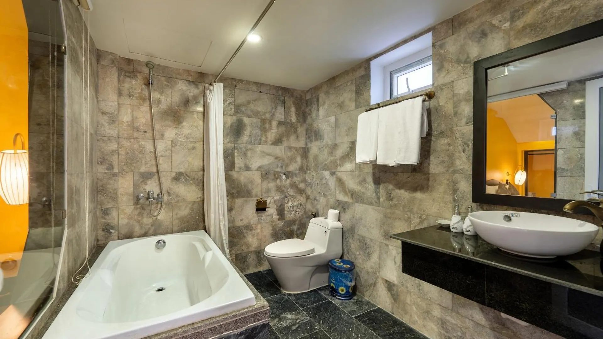 Golden Bell Homestay Hội An